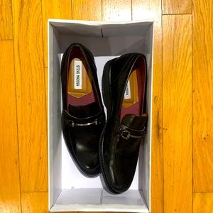 Steven madden men’s shoes. BRAND NEW. Still in the box.